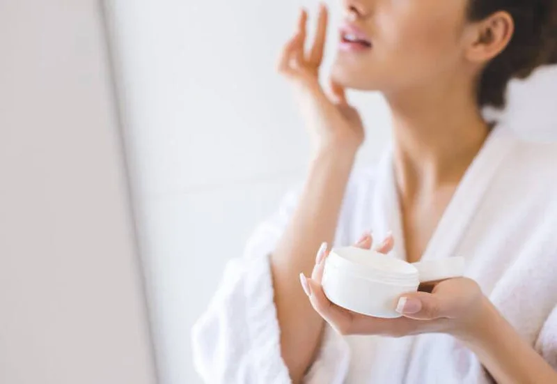 20210305 030848 081073 niacinamide tac dung.max 800x800 1