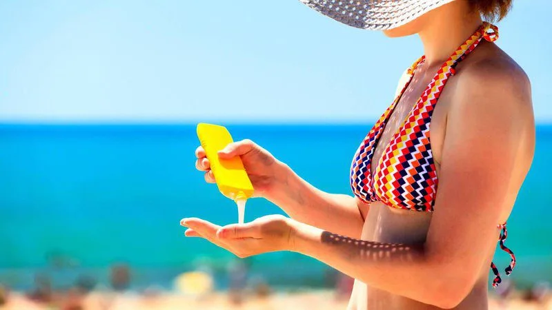 20210320 013438 512501 kem chong nang.max 800x800 1