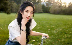 photo1696133674791 16961336750562081810268